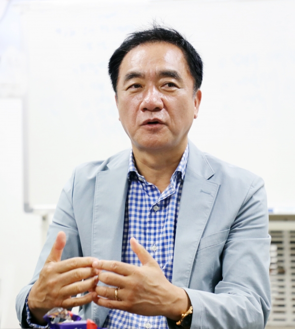 �����弱 ���ý���