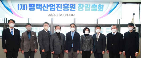 �����ϱ� ���� ���� ���� ���û������� â����ȸ ����