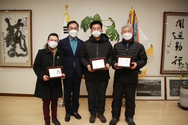 �����ý�, 20�� �̻� ���� �롤���� ������ ���޽� ����